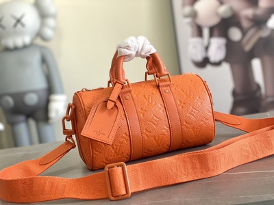 LV Handbags 639